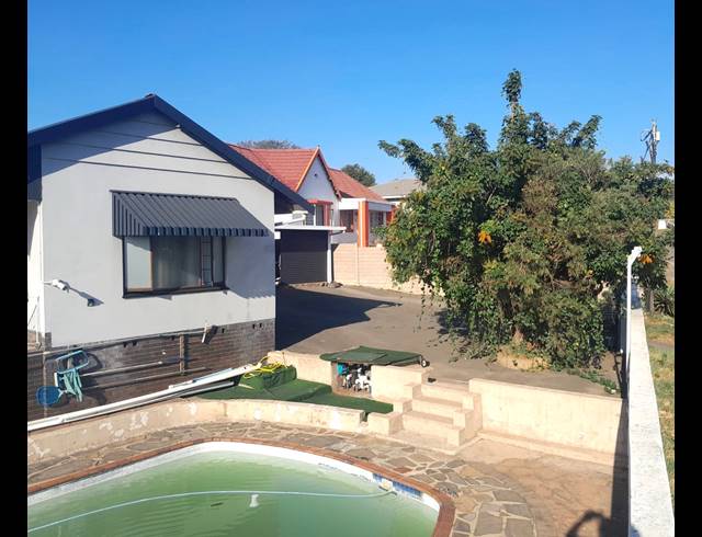 3 BEDROOM HOUSE FOR SALE IN BLUFF
